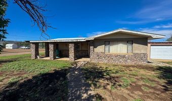207 S 13th St, Alpine, TX 79830