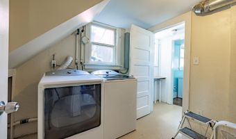 634 S McKinley St, Casper, WY 82601