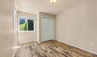 935 Cypress Point Loop, Ashland, OR 97520