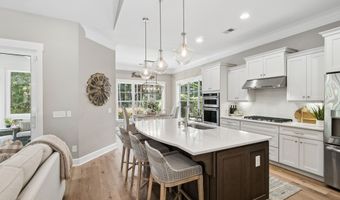 33 Driftwood Ct W, Bluffton, SC 29910