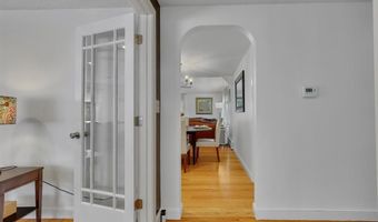 6 Beechwood Cir, Cromwell, CT 06416