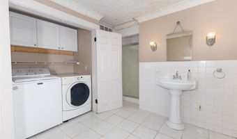 26 Park St, Charlestown, NH 03603