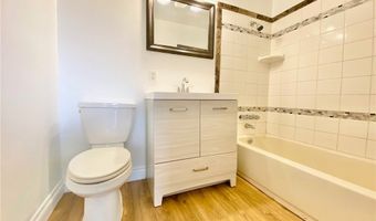 3712 Royal Crest St 8, Las Vegas, NV 89119
