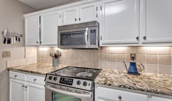 932 Bluff Rdg, Biloxi, MS 39532