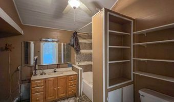 206 W Ave B, Alpine, TX 79830