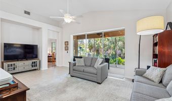 5335 CLOVER MIST Dr, Apollo Beach, FL 33572
