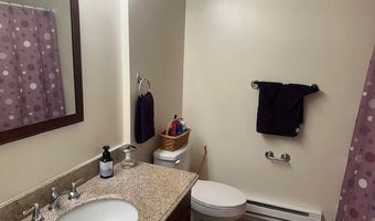 454 Oaknoll Dr, Amherst, OH 44001