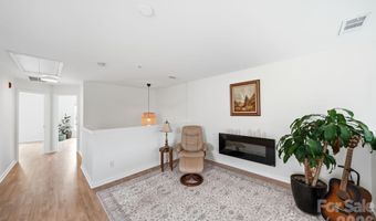 643 Raphael Pl, Charlotte, NC 28205