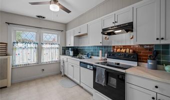 49 Arnold St, East Providence, RI 02915