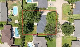 2208 Hickory Dr, Ardmore, OK 73401
