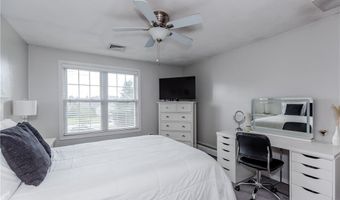 25 Venturi Grn A, North Providence, RI 02904