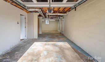 55 Cisco Rd, Asheville, NC 28805