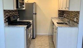 4943 AMERICANA Dr 103, Annandale, VA 22003