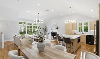 11 Bromfield Rd, Acton, MA 01720