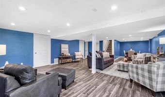 673 Lemonwood Dr, Ballwin, MO 63021