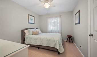 16 Lakeridge Dr, Adrian, MI 49221