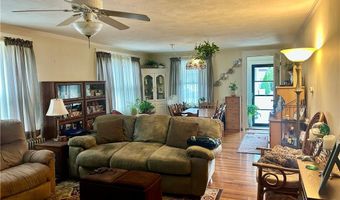 27 Highland St, Cranston, RI 02920