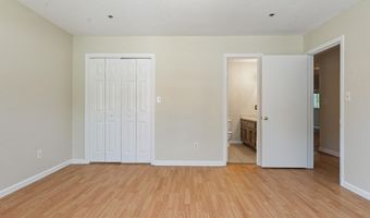 1129 KING ARTHUR Ct, Alabaster, AL 35007