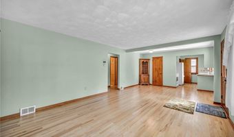 154 Walnut Dr, Amherst, OH 44001