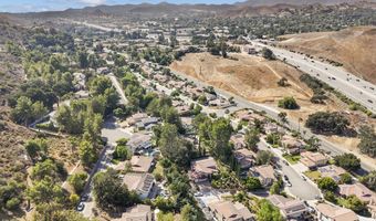 27802 Via Amistosa, Agoura Hills, CA 91301