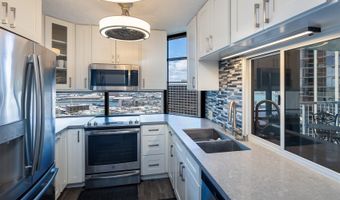 1212 Nuuanu Ave 2207, Honolulu, HI 96817
