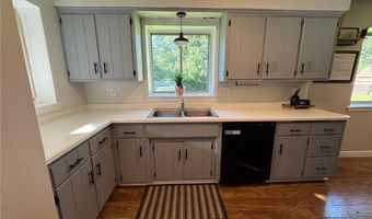 901 22nd Ave SW, Austin, MN 55912