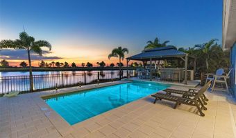 5822 SILVER SUN Dr, Apollo Beach, FL 33572
