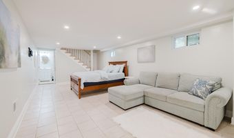 34 BURKE Ave E, Baltimore, MD 21286