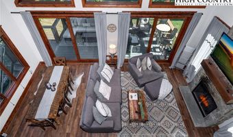28 Cabernet Ct, Banner Elk, NC 28604