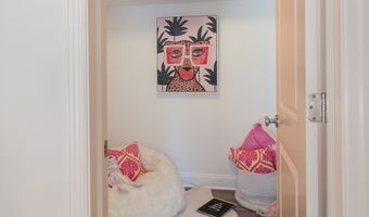 10 Duffys Ln, Darien, CT 06820