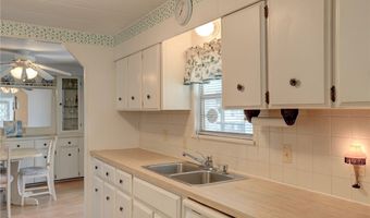 601 Draco Dr, Barefoot Bay, FL 32976