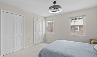 938 S ROLFE St, Arlington, VA 22204
