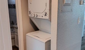 445 N 14th St D, Las Vegas, NV 89101