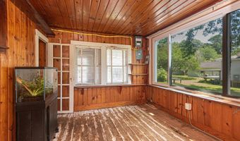 19 BURLEY St, Berlin, MD 21811