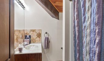 622 Golf Course Rd, Altoona, PA 16601