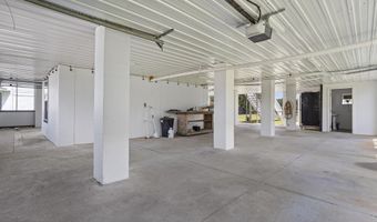 5140 Atlantis Dr, Bay St. Louis, MS 39520