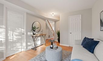 3110- C 9TH Rd N, Arlington, VA 22201