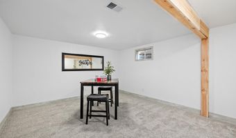 609 RIDGELAND St, Cheyenne, WY 82009