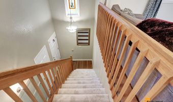 7031 Cheryl St, Anchorage, AK 99518