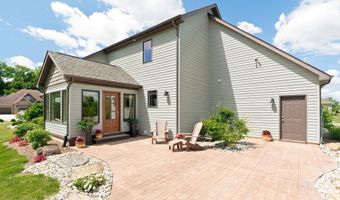 18736 Roselle Cv, Auburn, IN 46706