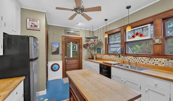 210 Lower St, Augusta, MO 63332