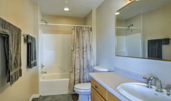 2405 S Lower Boulder Rd, Boulder, UT 84716