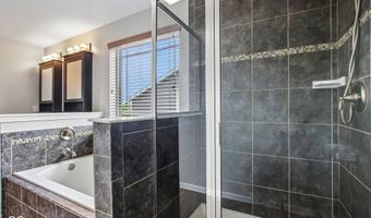 1628 Ballyganner Dr, Avon, IN 46123
