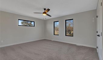 33668 Poverty Point Dr, Avon, MN 56310