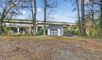 1040 Lindridge Dr NE, Atlanta, GA 30324