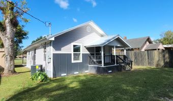 213 Wilson Ave, Atmore, AL 36502