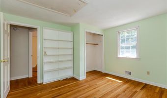 210 Essex Rd, North Kingstown, RI 02852