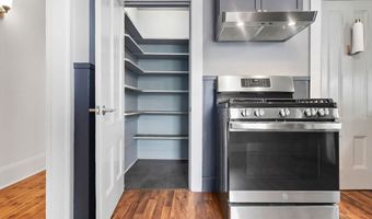 17 Lothrop St 1, Beverly, MA 01915