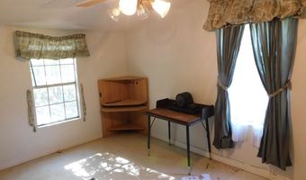 1461 Apache Rd, Albany, GA 31705