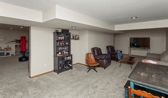 301 NW Seasons Dr, Ankeny, IA 50023